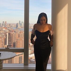 The Bar Oliver Gown in Black // SZ 0 - never worn